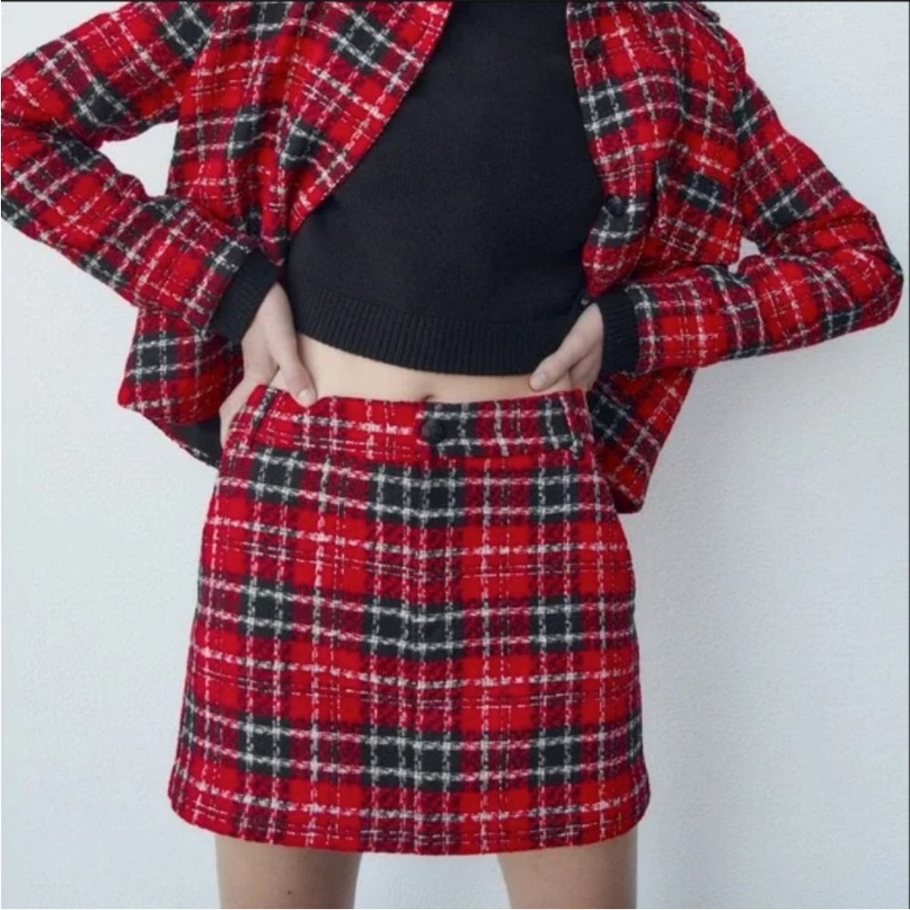 Zara Red White & Black Plaid Tweed Textured School Girl Vibes Mini Skort Size XS